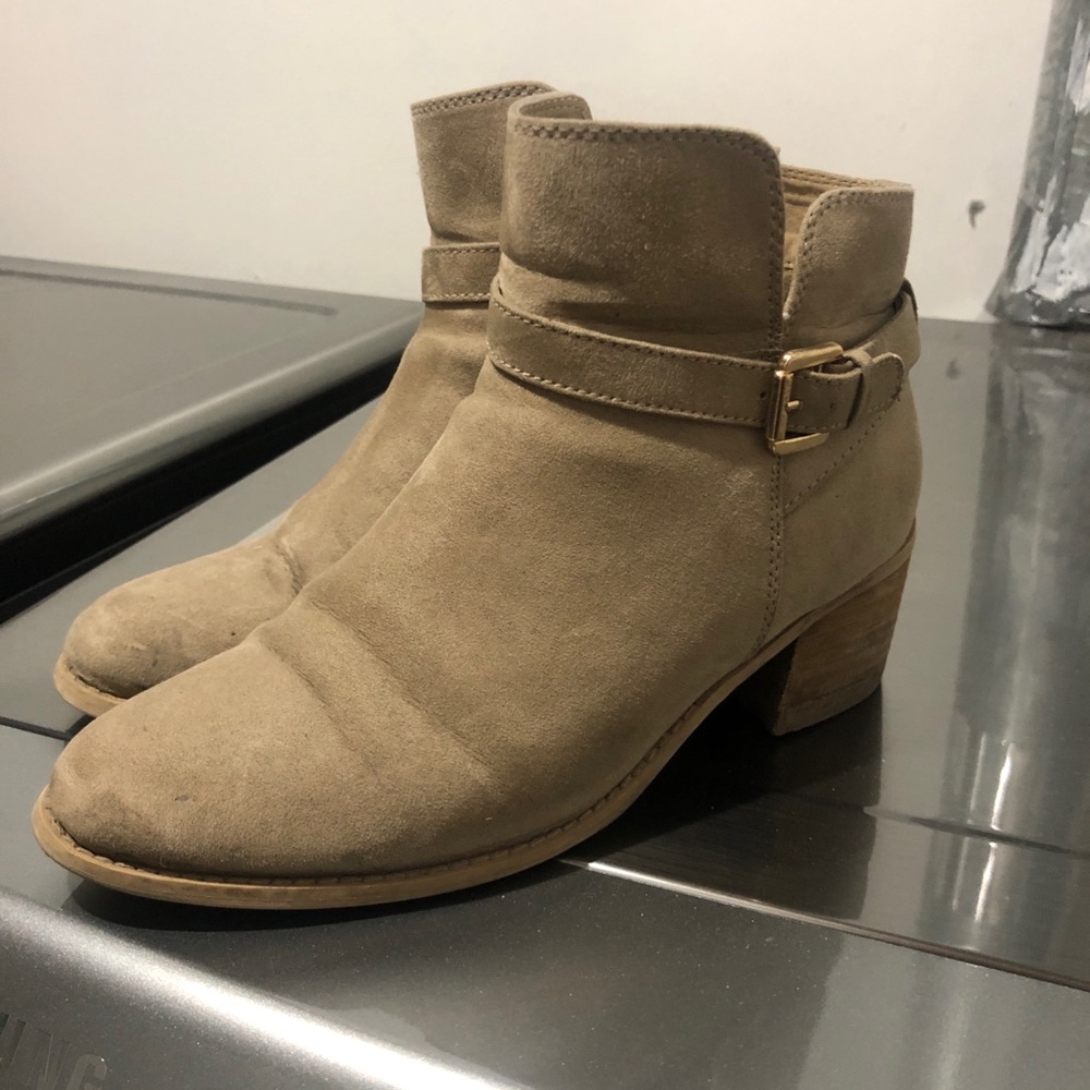 Steve Madden booties 8.5